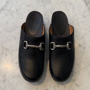 Black Leather Womens Clogs